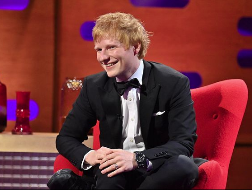 Penyanyi Ed Sheeran Positif Covid-19, Aksinya akan Ditayangkan dari Rumah