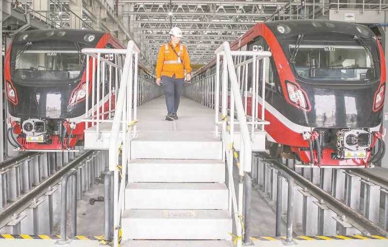 PENYELESAIAN PEMBANGUNAN LRT JABODEBEK