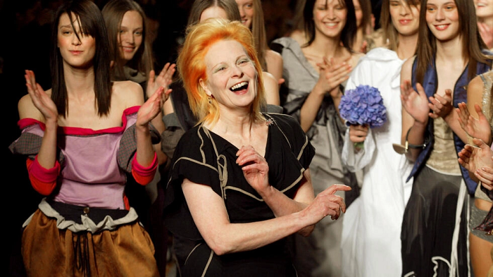 Perancang Busana Terkemuka Vivienne Westwood Tutup Usia