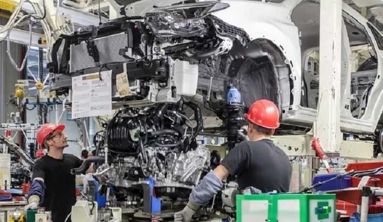 Perang Ukraina Tak Kunjung Reda, Toyota Akan Akhiri Produksi Mobil di Rusia