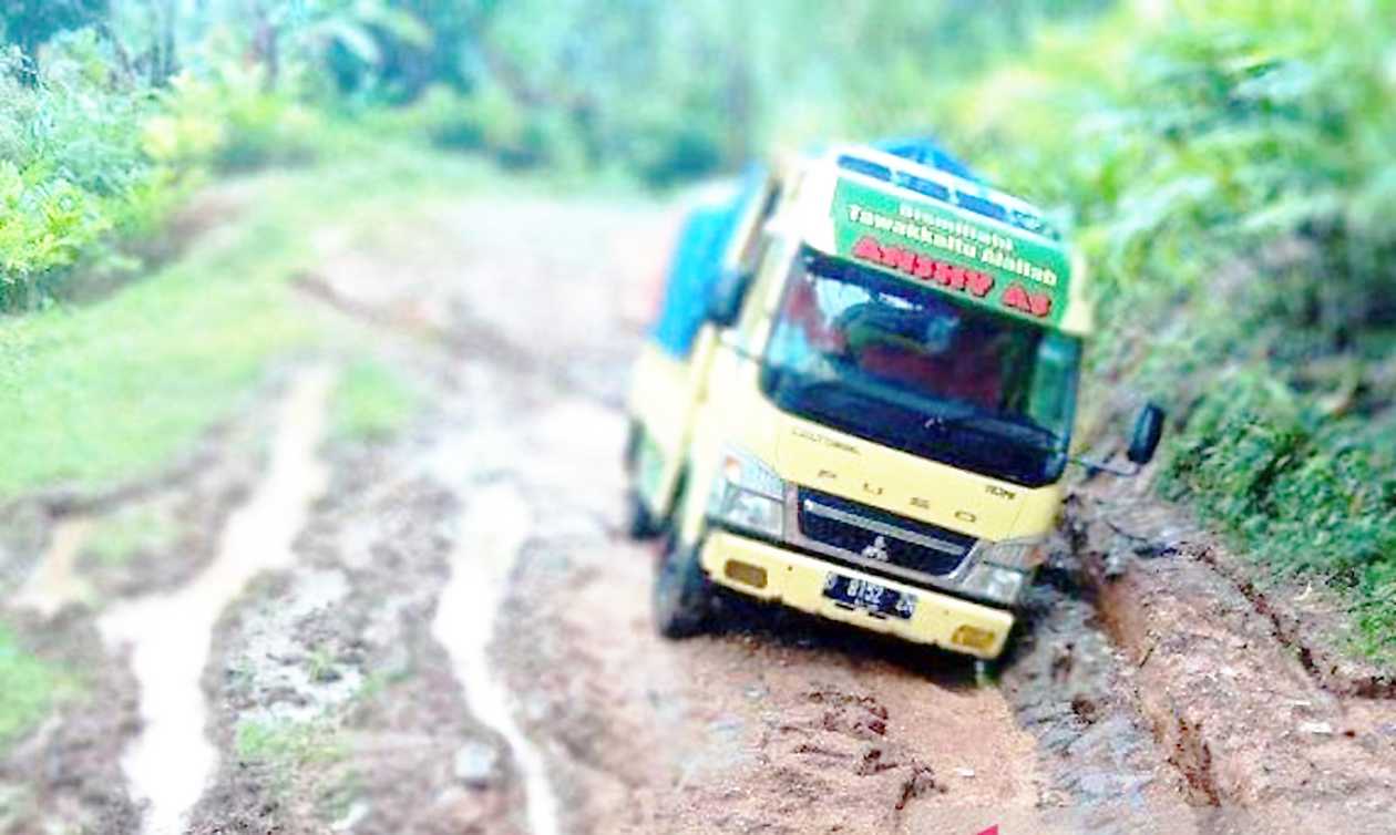 Perbaikan Jalan Kabupaten Rusak Berat Jadi Prioritas Pemkab Cianjur