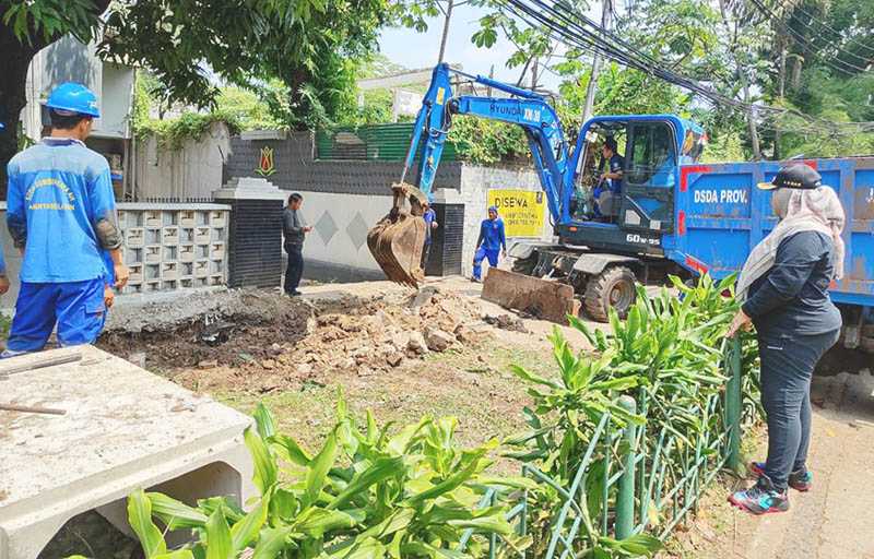 Perbaikan Saluran Air di Hang Lekir