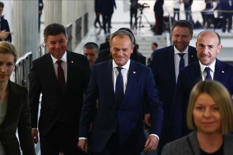 Perdana Menteri Baru Polandia Janji Galang Dukungan Eropa untuk Ukraina