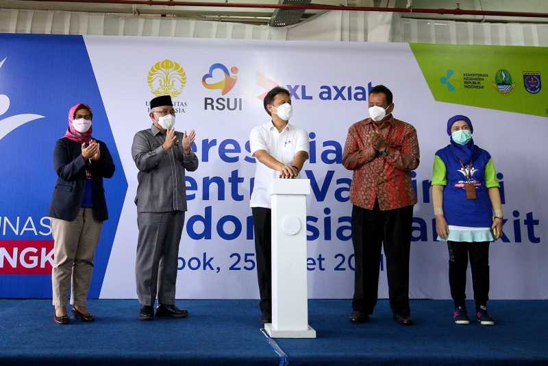 Peresmian Sentra Vaksinasi Indonesia Bangkit