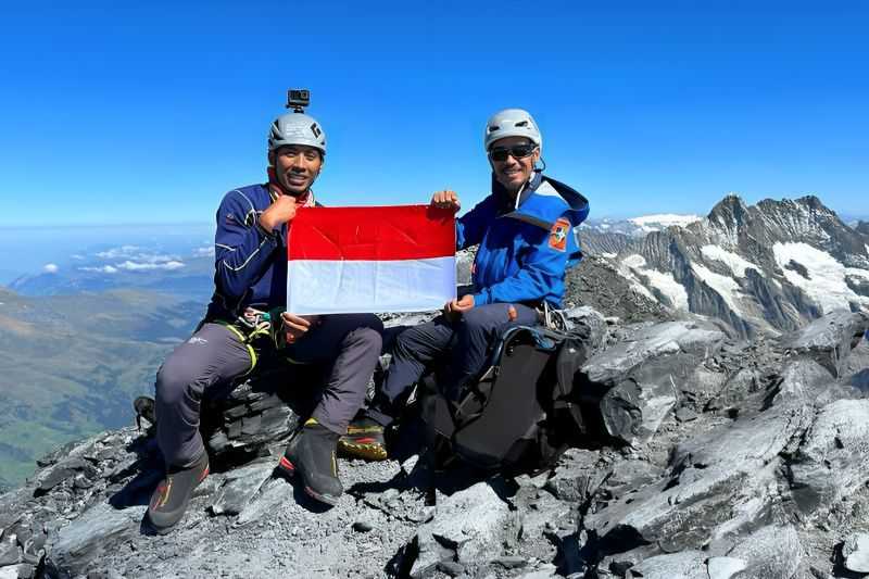 Perjuangan Selama 16 Hari Ini Membuahkan Hasil, Pendaki Indonesia Taklukkan Puncak Eiger