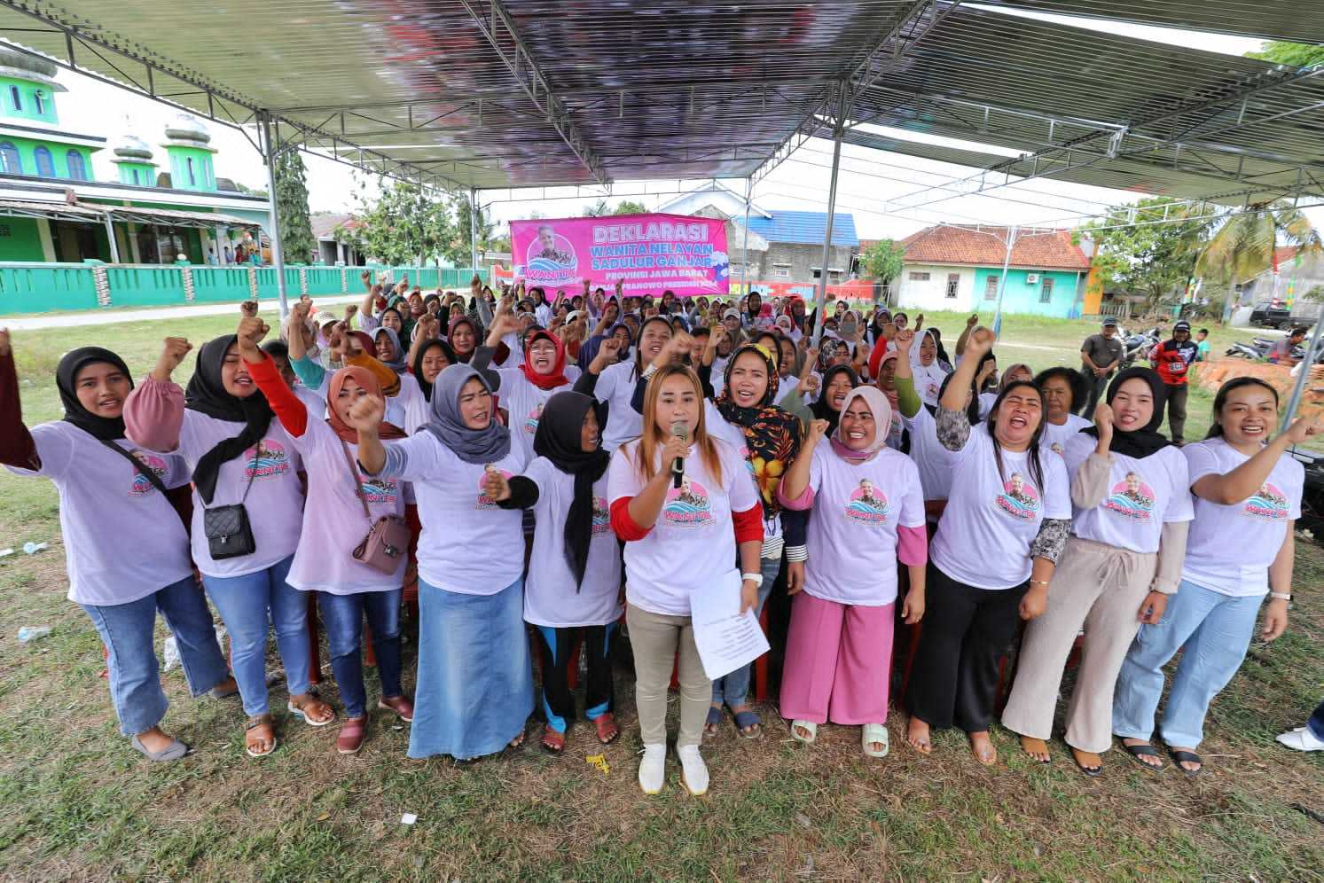 Perkuat Dukungan, Wanita Nelayan Ganjar Beri Pelatihan Pengolahan Bakso Ikan dan Rumah Produksi di Pangandaran 4