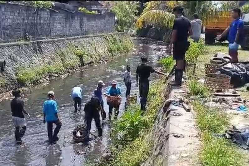 Perkuat Kolaborasi, Pemkot Denpasar Gencarkan Edukasi Warga dan Aksi Bersih Sungai