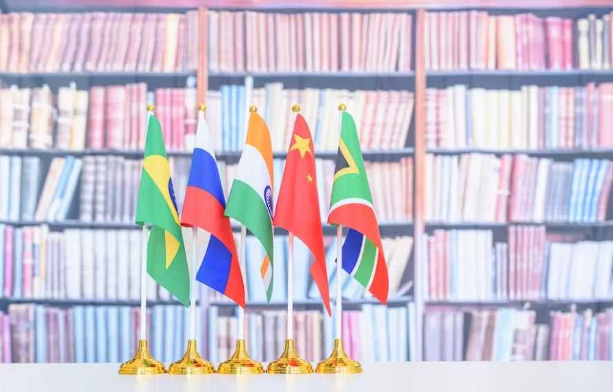 Perlukah Indonesia Jadi Anggota BRICS? Ini Peluang dan Tantangannya