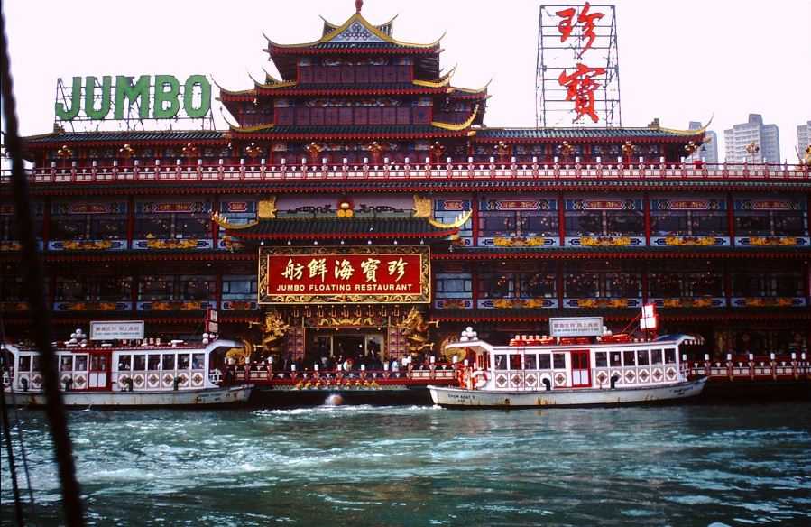 Pernah Jadi Ikon Wisata Terkenal di Hong Kong, Restoran Apung Jumbo Tenggelam di Laut Tiongkok Selatan