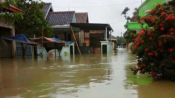 Persoalan Covid-19 Belum Usai, Kini DKI Jakarta dan Jawa Barat Berpotensi Banjir dan Tanah Longsor