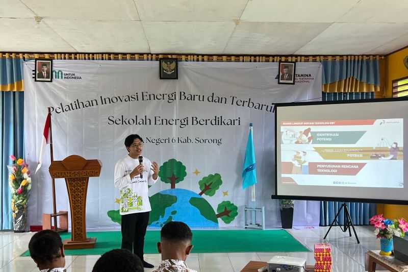 Pertamina Edukasi SMAN 6 Sorong tentang Energi Baru Terbarukan