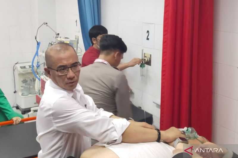 Pertolongan Cepat, Ketua KPU Sebut Rahmat Bagja Telah Sadarkan Diri Usai Pingsan di HUT Polri