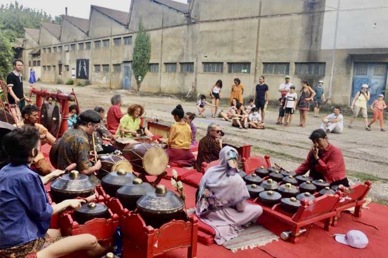 Pertujukan Gamelan Kolosal