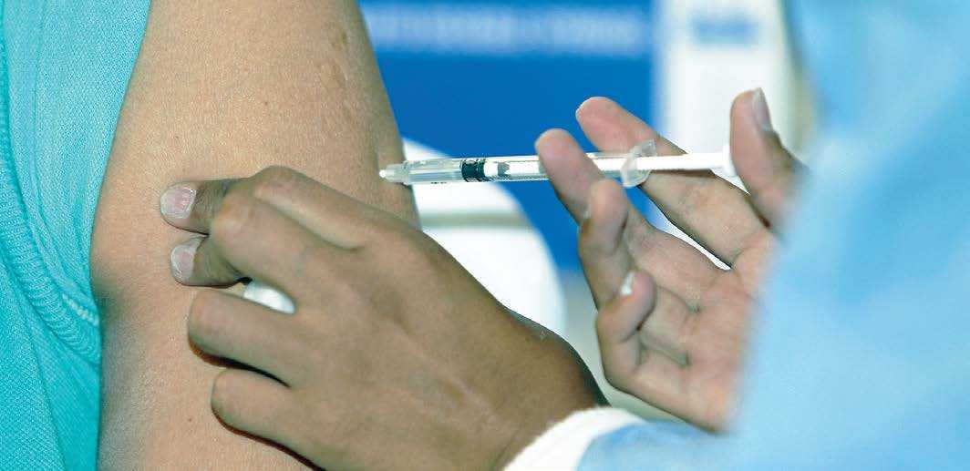 Perusahaan Farmasi Berlomba Produksi Vaksin untuk Atasi Omicron