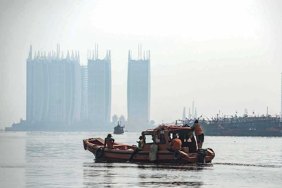 Perusahaan Pencemar Teluk Jakarta Disanksi