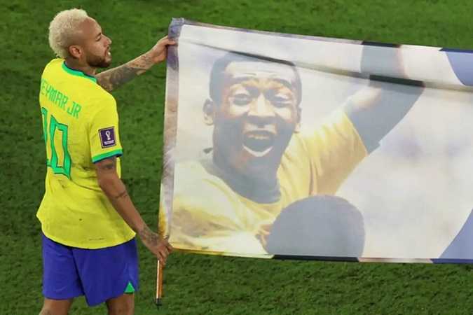 Pesan Menyentuh Pele ke Neymar Usai Brazil Tersingkir dari Piala Dunia 2022