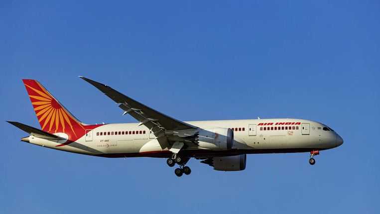 Pesawat Air India Mendarat Darurat di Russia