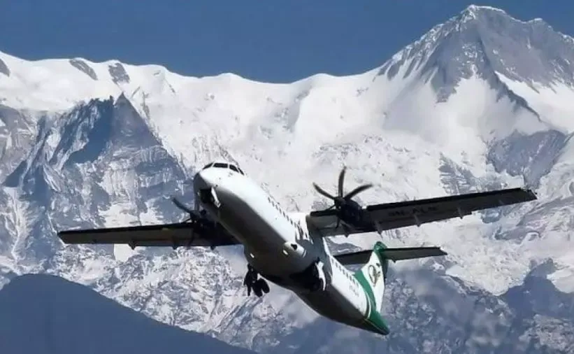 Pesawat Bermuatan 72 Orang Jatuh di Pegunungan Nepal
