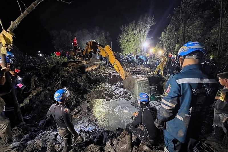 Pesawat Jatuh di Hutan Thailand, 9 Orang Diyakini Tewas