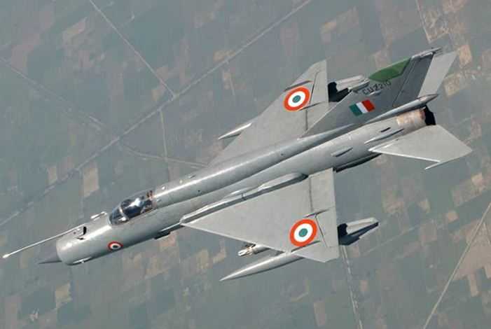 Pesawat Tempur India Buatan Rusia Jatuh di Rajasthan, Dua Pilot Tewas