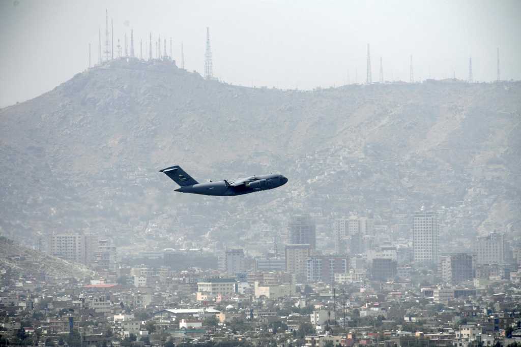Pesawat Terakhir yang Bawa Pengungsi Afghanistan Tiba di Meksiko