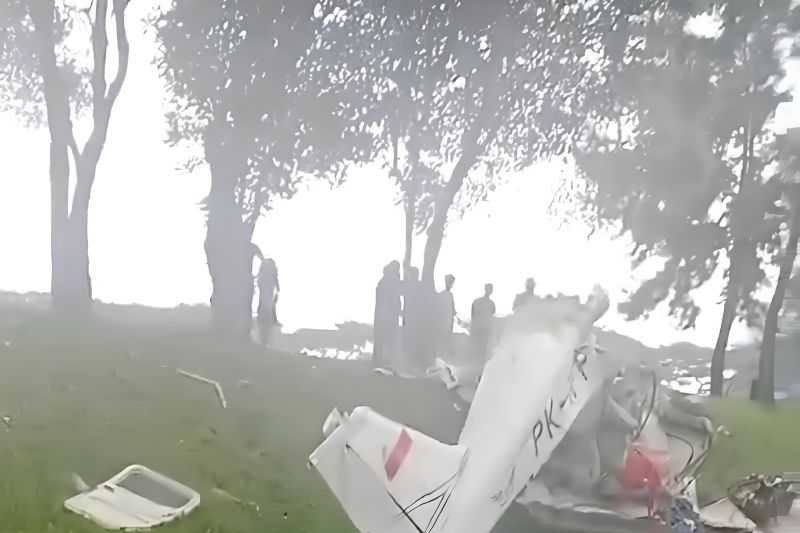 Pesawat Ultralight Jatuh di Kawasan BSD Tangsel, Korban Meninggal Dikabarkan 3 Orang