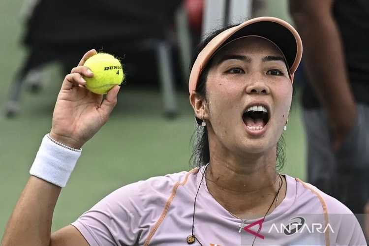 Petenis Putri Indonesia Aldila Melaju ke Perempat Final Ningbo Open Tanpa Tanding