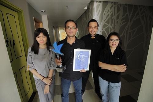 Artotel Surabaya Raih Penghargaan Traveloka Hotel Awards