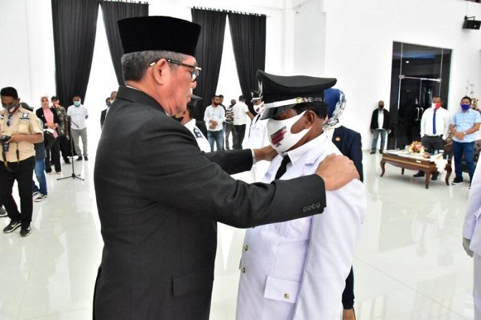 Bupati Malra Lantik 12 Kepala Ohoi