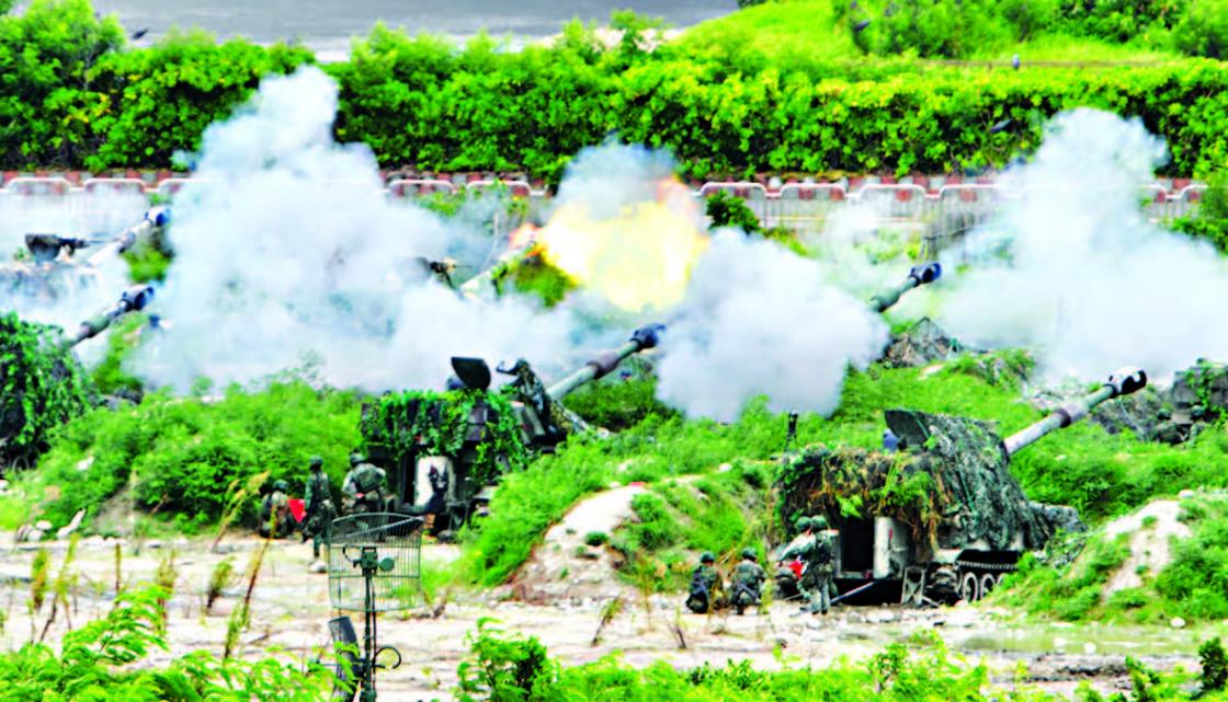 Tiongkok Kirim Kapal Pengintai saat Taiwan Latihan Perang di Kota Taichung