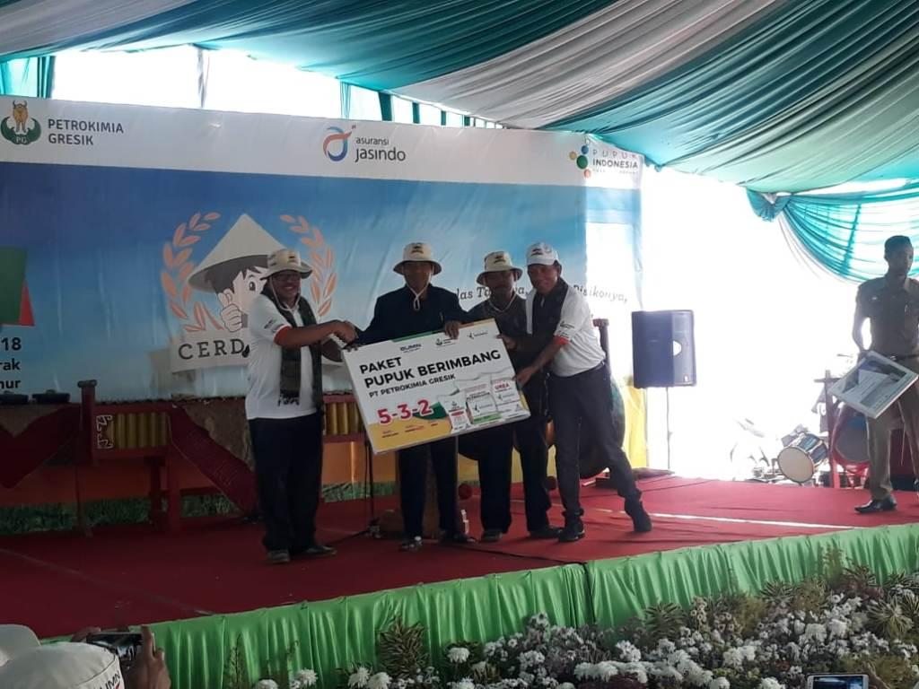 Petrokimia Gresik dan Jasindo Luncurkan Kartu Cerdastani