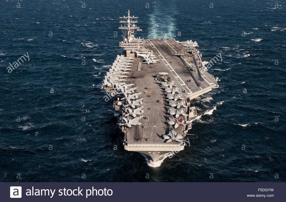 Trump Kirim Dua Kapal Induk untuk Awasi Latihan Perang Tiongkok di Laut Tiongkok Selatan
