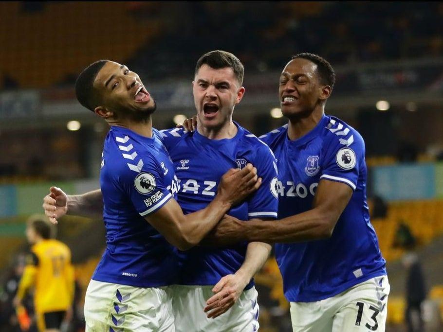 Everton Permalukan Wolverhampton 2-1