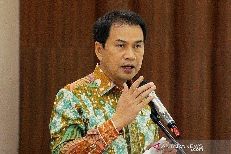 DPR Apresiasi SKB 3 Menteri Terkait Penggunaan Seragam Sekolah