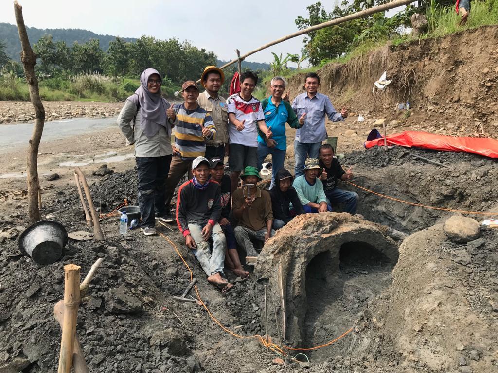 ITB Temukan Fosil Gading Stegodon Berusia 1,5 Juta Tahun