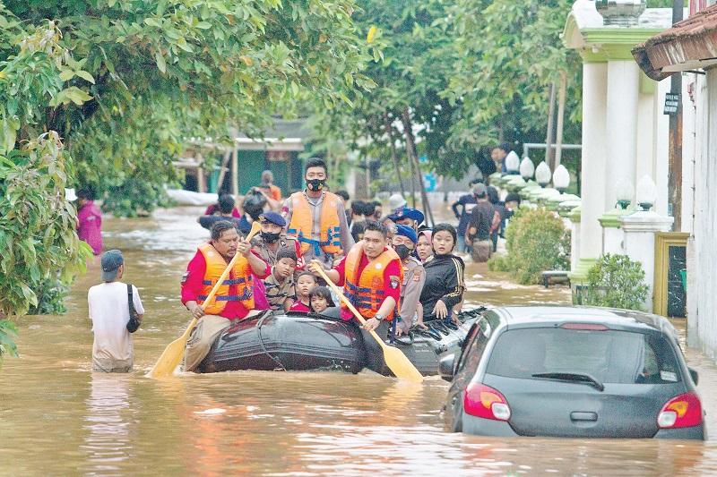 EVAKUASI WARGA