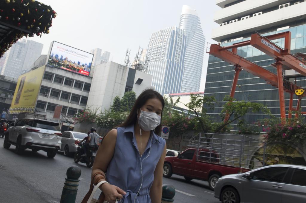 Thailand Atasi Polusi dengan Hujan Buatan