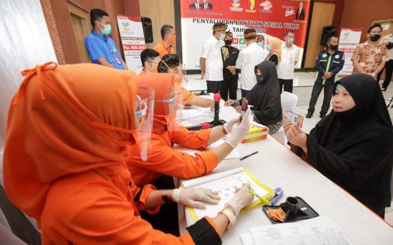 Kemensos Cairkan BST Tahap III ke 99.575 KPM di Bandung