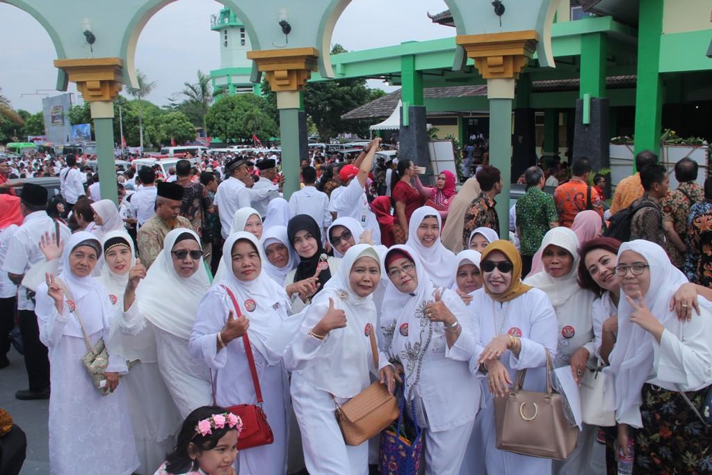 Ajang Relawan Memperkuat Dukungan untuk Jokowi