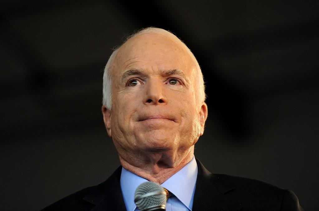 Politisi Kawakan AS, John McCain, Wafat