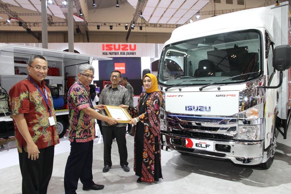 Tekan Pemborosan, Isuzu Dukung Kepatuhan SRUT