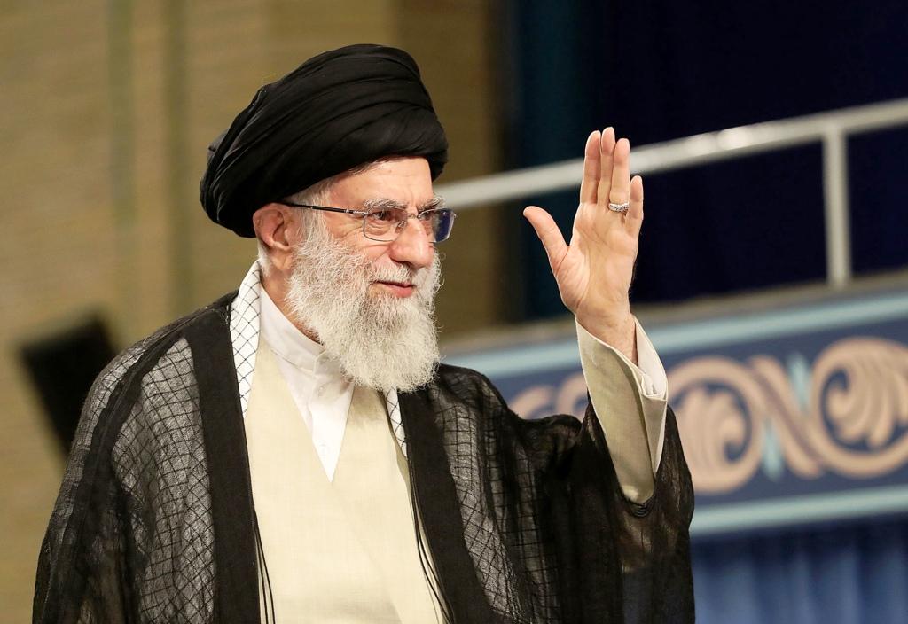 Iran akan Tetap Kurangi Komitmen