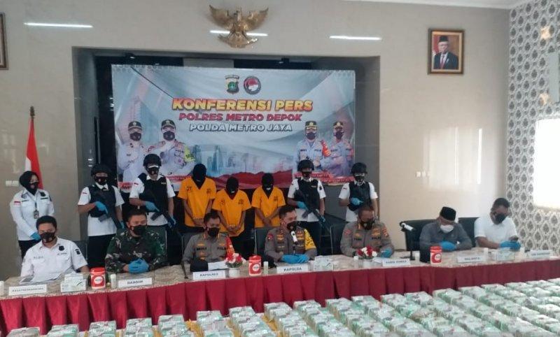 Polres Depok  Sita Sabu-sabu 302 Kilorgam dari Empat Pengedara 