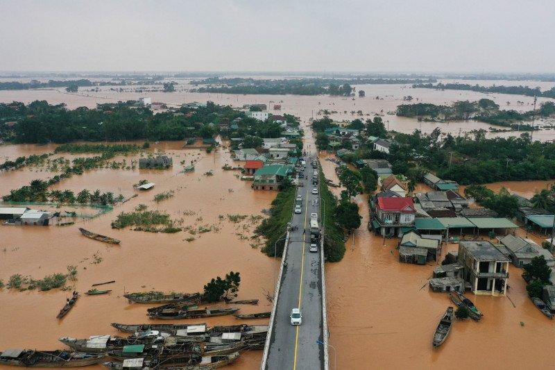 Tanah Longsor Menimpa Barak Militer Vietnam, 22 Tentara Hilang