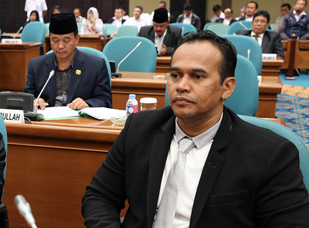 Mobil Diderek, Anggota DPRD, Fajar Sidiq Ngamuk