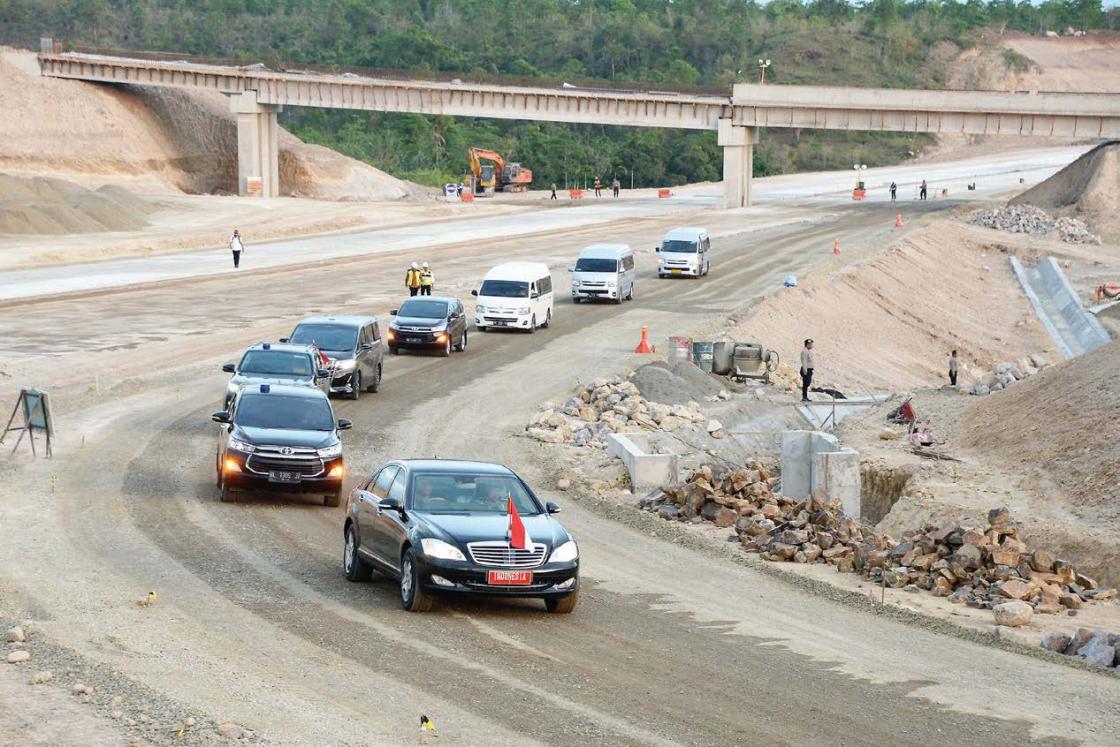 Presiden Puas Atas Pembangunan Jalan Tol Banda Aceh-Sigli Seksi 4