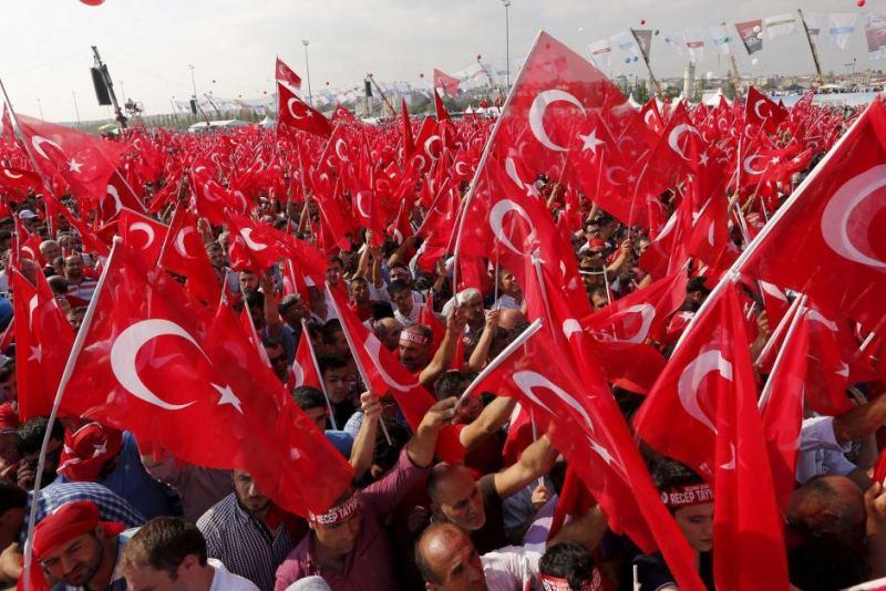 Turki Kembali Pecat Ribuan Pejabat Negara