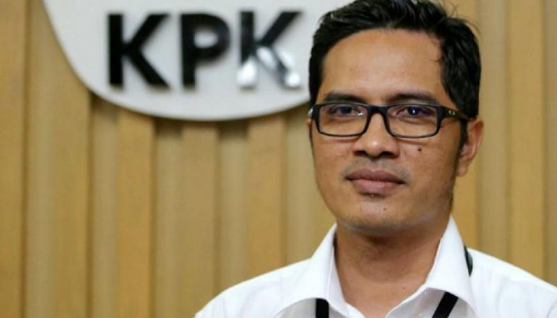 KPK Periksa 12 Saksi Kasus Suap