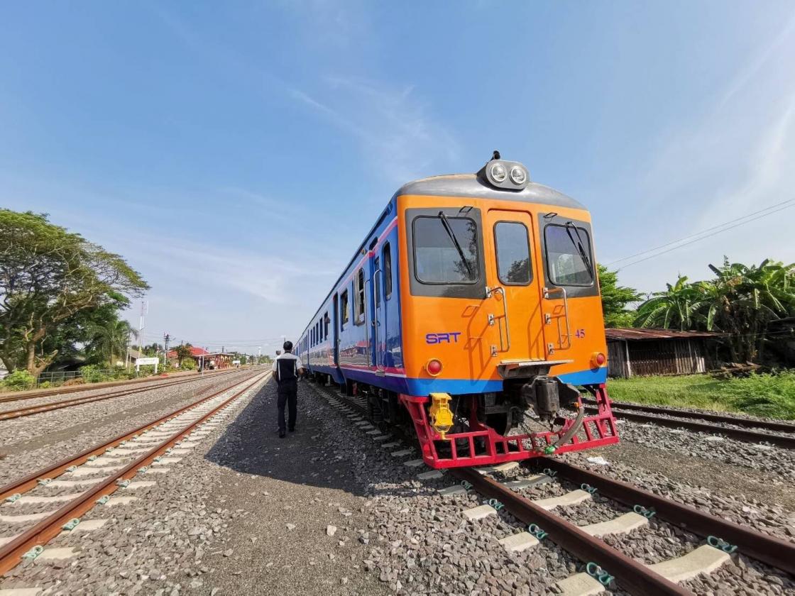 Thailand-Kamboja Luncurkan Kereta Diesel