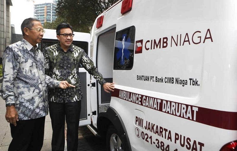 CIMB Niaga Syariah Beri Bantuan Ambulans ke Warga Puncaksari Bandung Barat